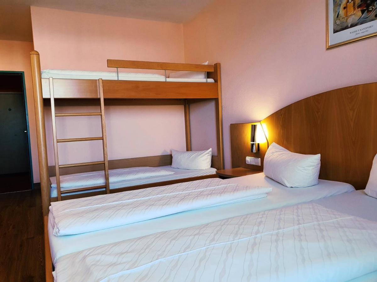 Hotel Sunparc - Shuttle Zum Europa-Park Rust 4Km & Rulantica 2Km Hotel Ringsheim